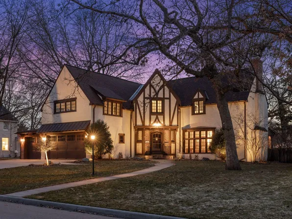 224 Oakwood Rd, Hopkins, MN 55343