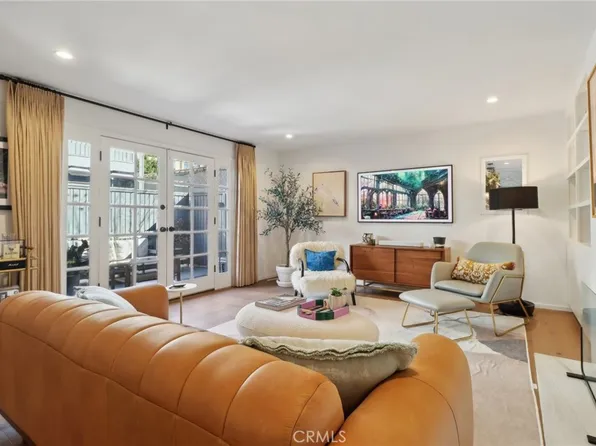 880 Hilldale Ave APT 9, West Hollywood, CA 90069