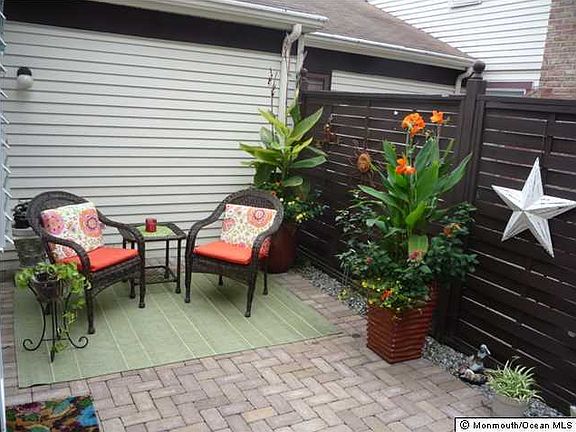 5th image of 692 Friar Court #A