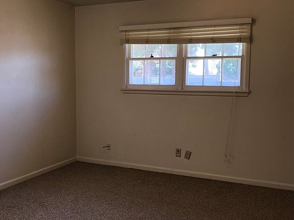 2nd image of 2613 Fannin Ave