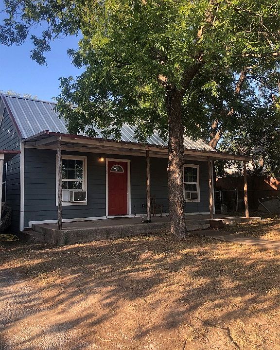1st image of 130 W Mesquite St