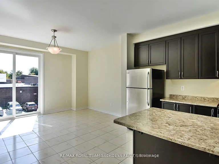 10 Heron Park Pl — Photo 11