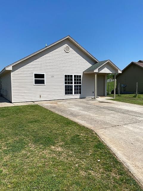 1st image of 1221 Flat Rock Dr #1221A