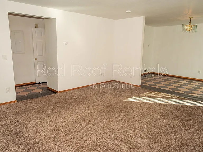 211 Varner Ave NE #2 — Photo 13