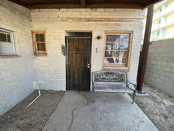 4th image of 128 S Herbert Ave Unit 1