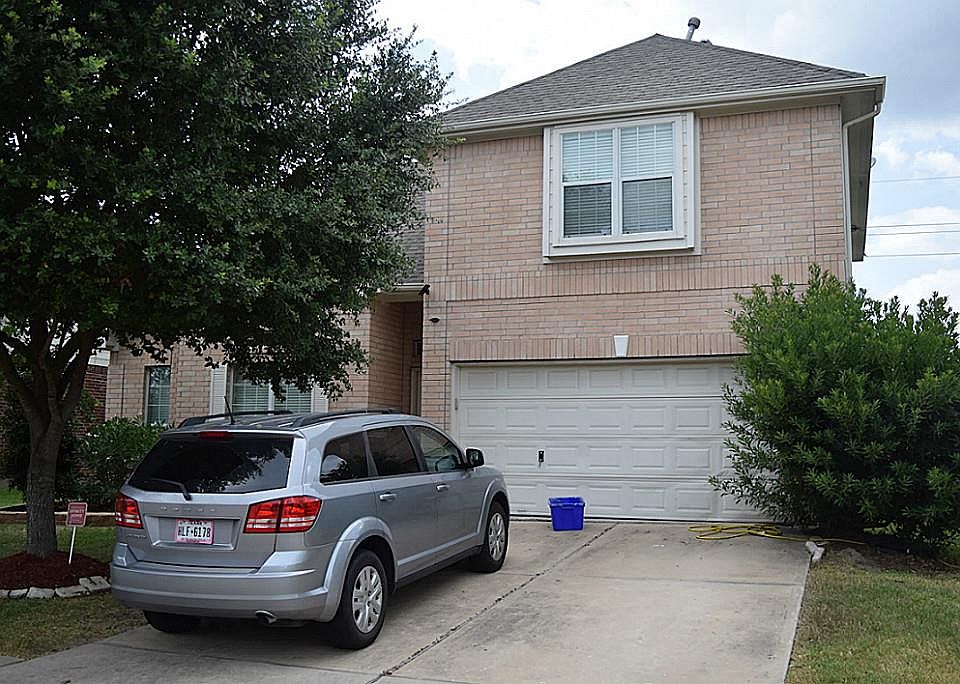 1st image of 21918 Crestworth Ln