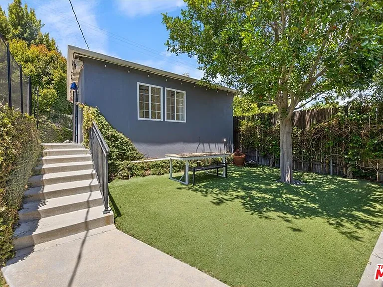 14041 Roblar Rd — Photo 32