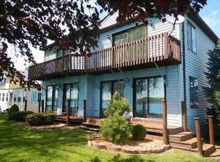 7733 Channel Dr S, Clay Township, MI 48028