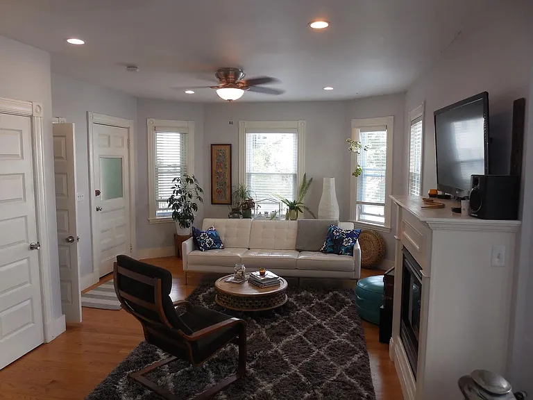 84 Tower St #1 — Photo 9