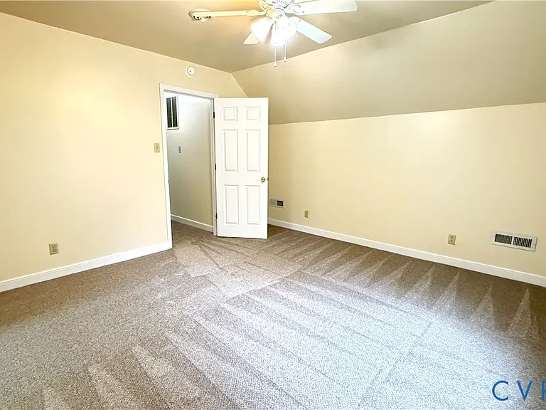 11625 Chester Station Dr — Photo 9