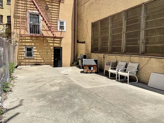 1st image of 436 E 116th St APT 1