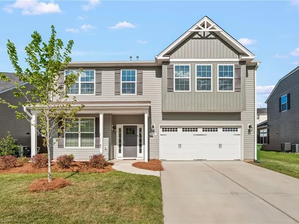 1934 Kippen Dr, Kernersville, NC 27284