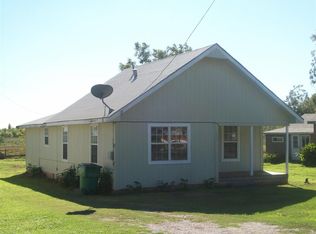505 E Broadway Ave, Waurika, OK 73573