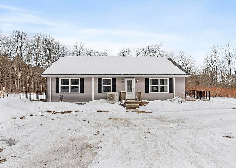 1st image of 10 Russell Farm Rd