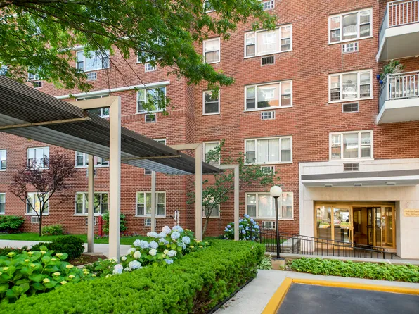 52-40 39th Dr #5U, Queens, NY 11377