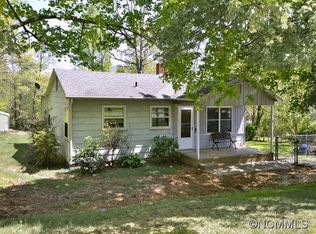 314 Stonewall Ave, Swannanoa, NC 28778