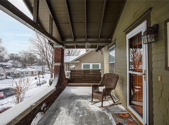 3rd image of 1700 S Evanston Ave