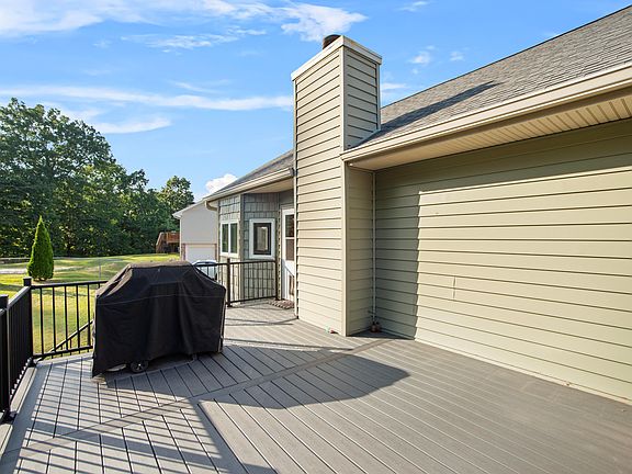 4th image of 7005 Hunter Glen Dr