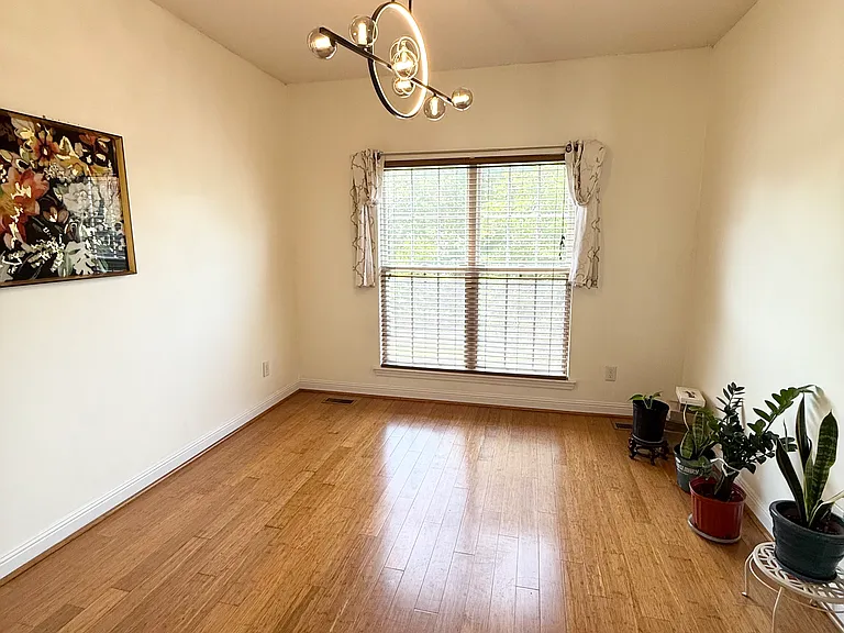 5509 Glencree Ct — Photo 11