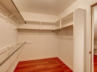 1900 Gables Ln, Vienna, VA 22182