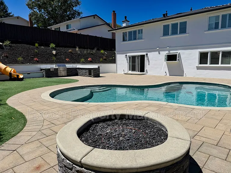 7420 Hansen Dr — Photo 6