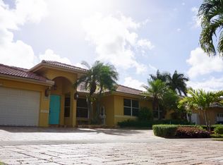 15522 SW 112th Ter, Miami, FL 33196