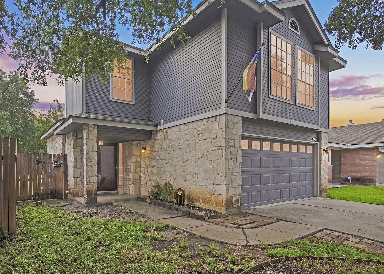 Gated Community! — Photo 3