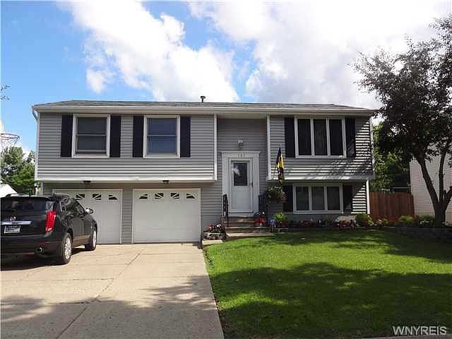 1st image of 167 Oakhill Dr