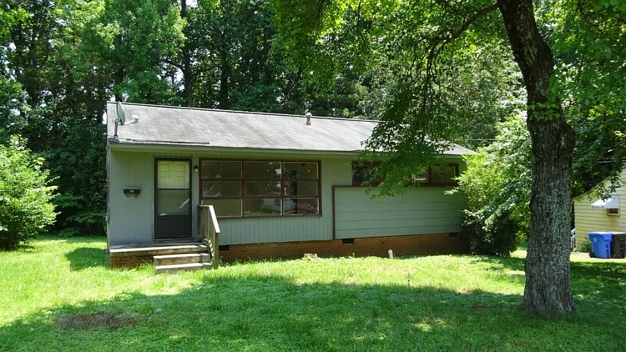 1st image of 422 Belvedere Cir