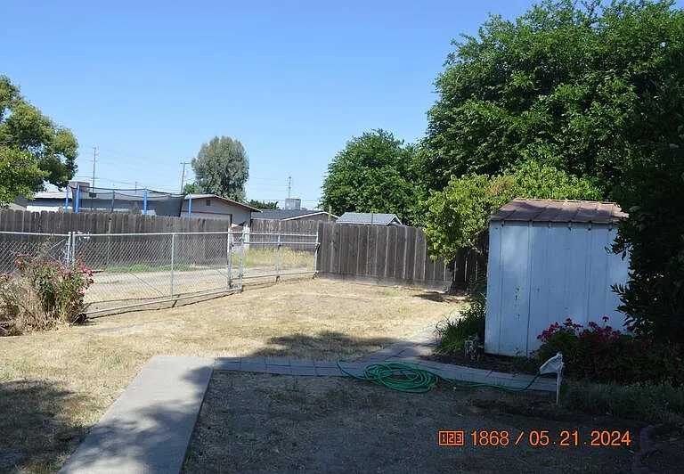 930 S Rose St — Photo 39
