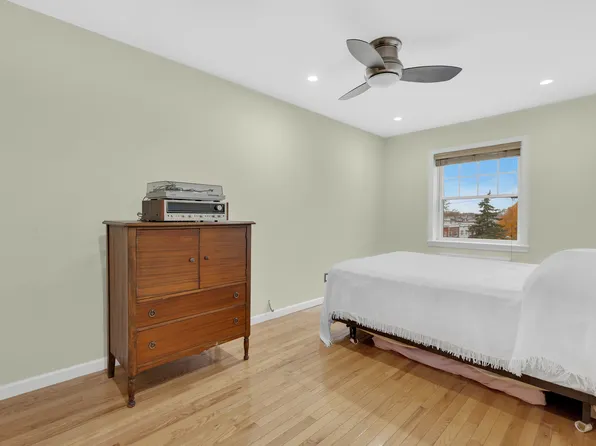 5116 Avenue S image 6 of 12