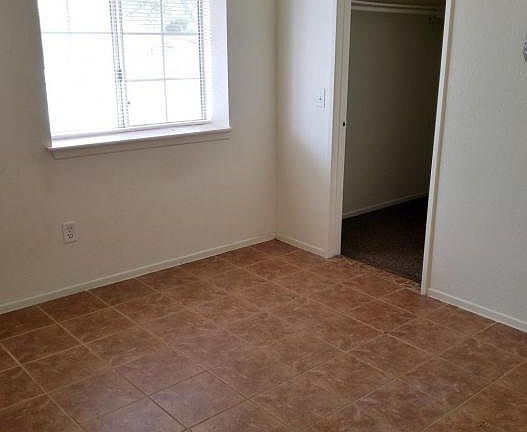4th image of 40141 179th St E