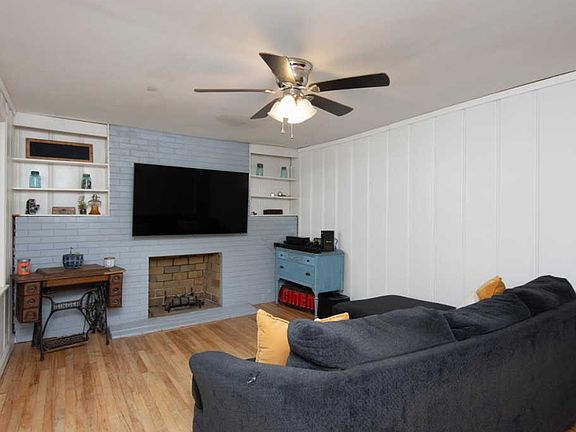 2nd image of 508 Wesley Ave
