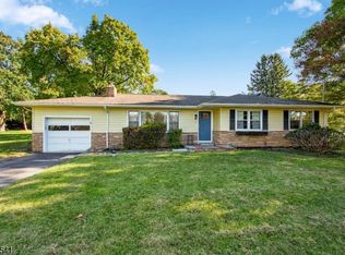 3 Meadow Brook Rd, Raritan Twp., NJ 08822