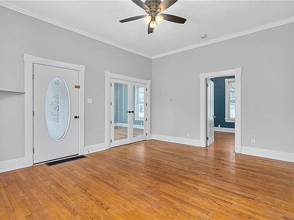 4th image of 514 N 4th St