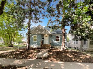 865 3rd St E, Saint Paul, MN 55106