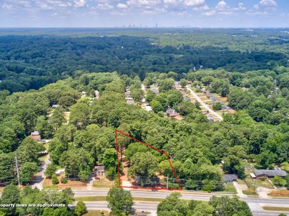 1491 S Hairston Rd, Stone Mountain, GA 30088