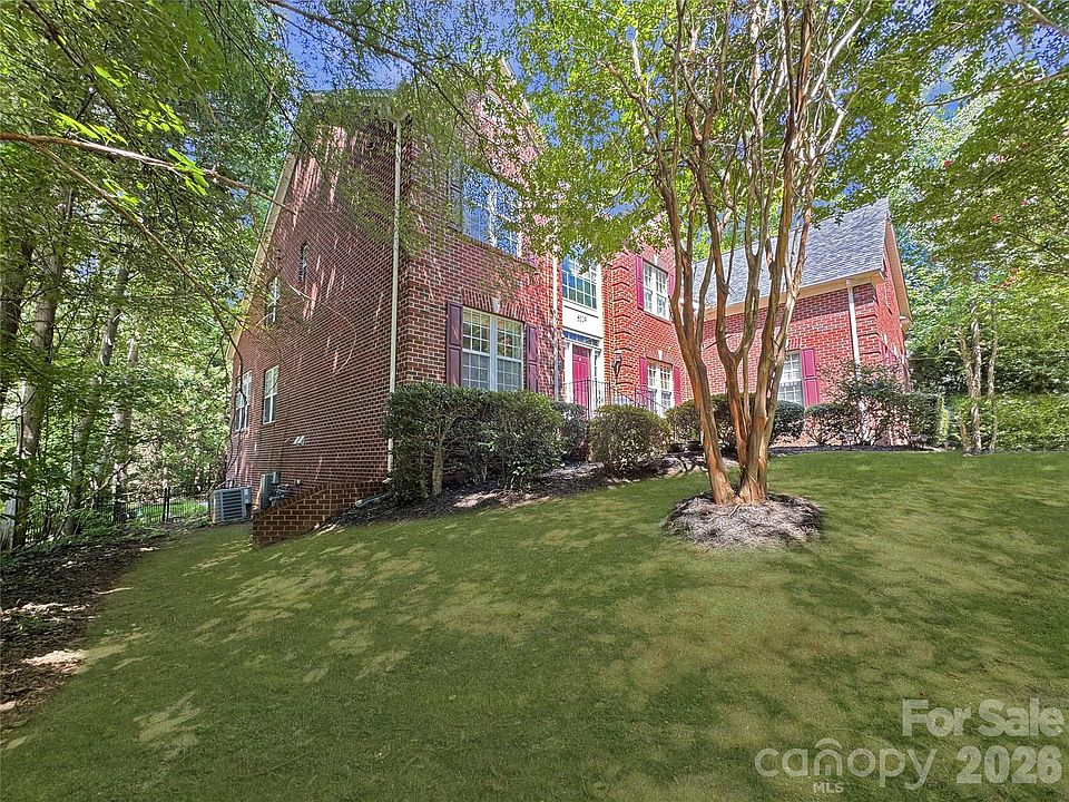 1st image of 6119 Savannah Grace Ln