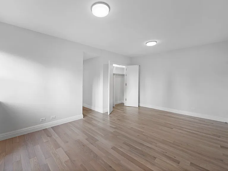 360 E 65th St #A — Photo 13