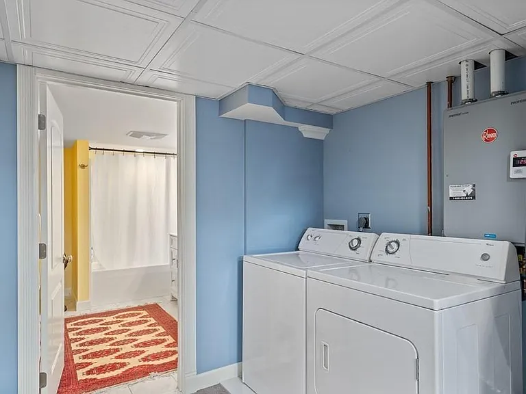 46 Harrison Pl — Photo 15