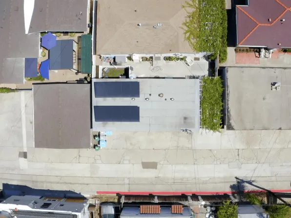 802 Vanderbilt Pl, San Diego, CA 92103
