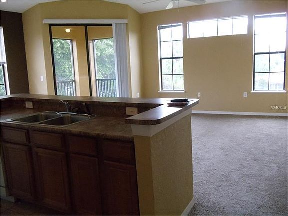 3rd image of 6171 Metrowest Blvd Unit 308