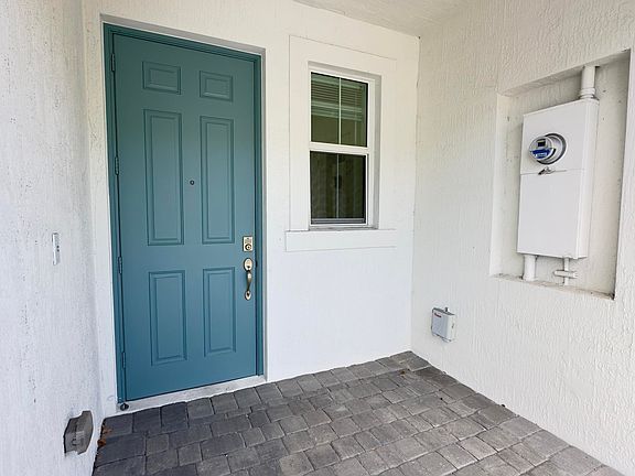 4th image of 619 Parsons Way