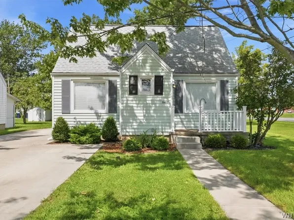 1803 Huth Rd, Grand Island, NY 14072