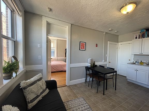 2nd image of 161 Endicott St #5R