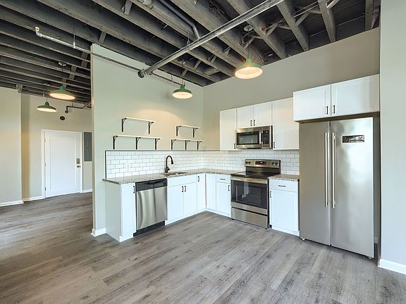 2nd image of 1000 N 6th St Unit 1
