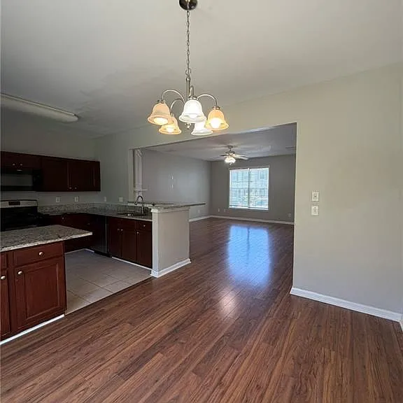 1059 Prestwyck Ct — Photo 6