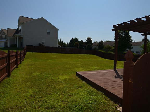 2nd image of 2826 Azalea Hills Dr