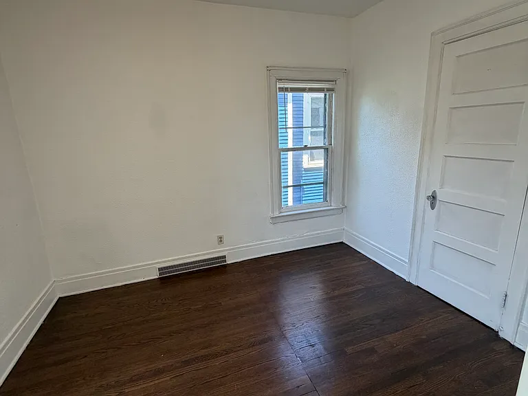 53 Ardmore Pl #3 — Photo 5