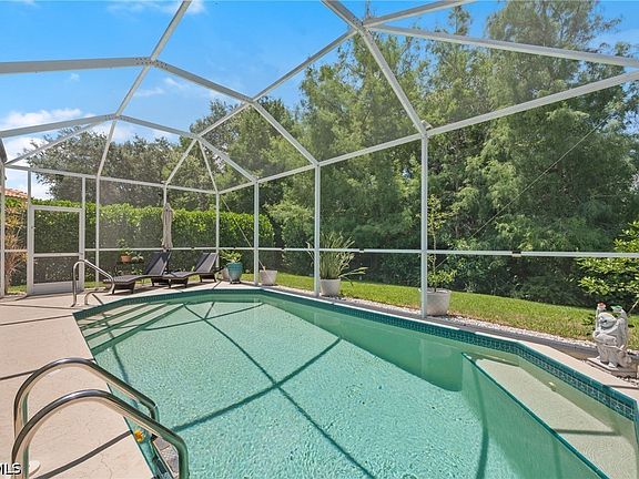 2nd image of 12929 Dresden Ct